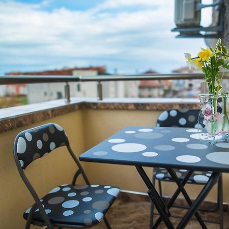 Apartament Tiana Lux خيساريا المظهر الخارجي الصورة